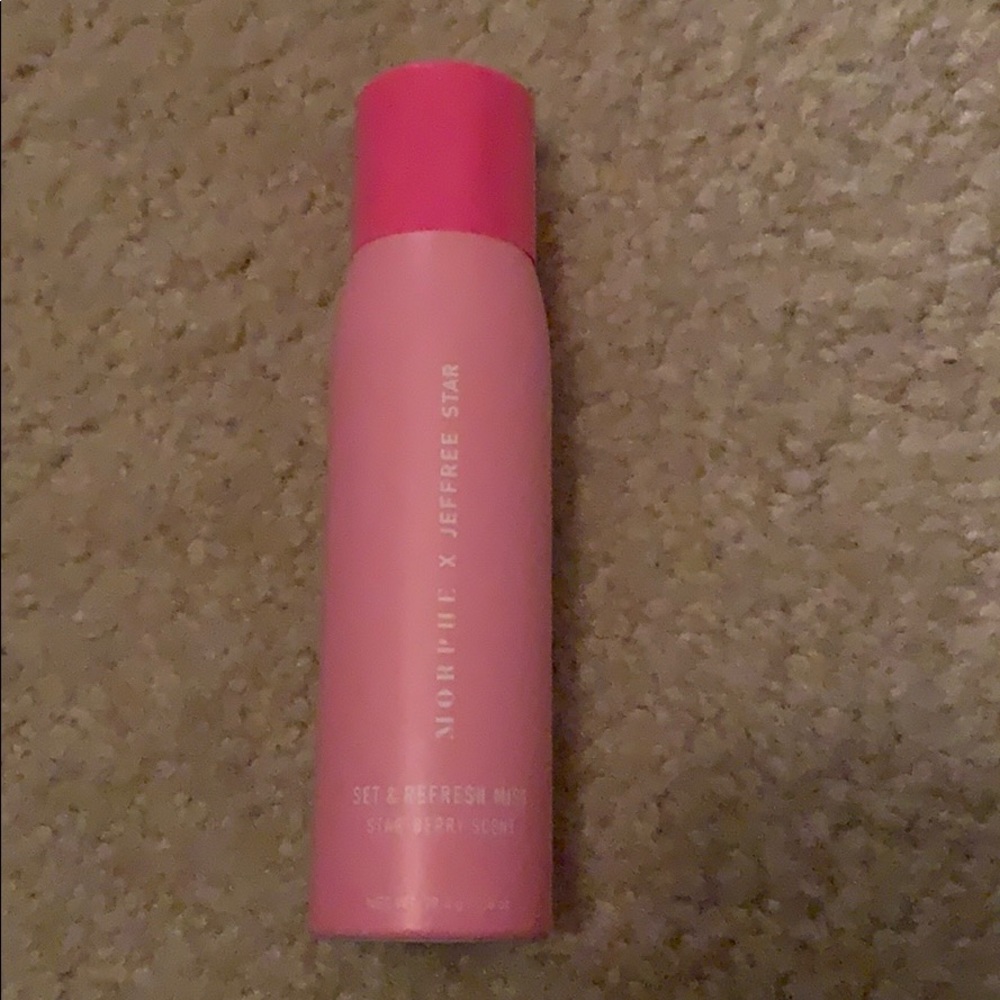Jeffree Star setting spray